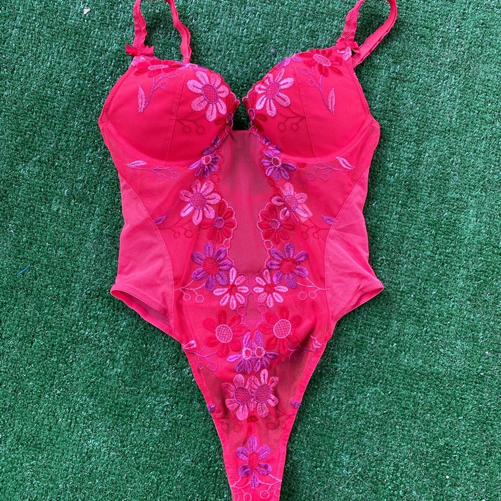 1970’s Vintage Victoria’s Secret Teddy Lingerie- Size 34B